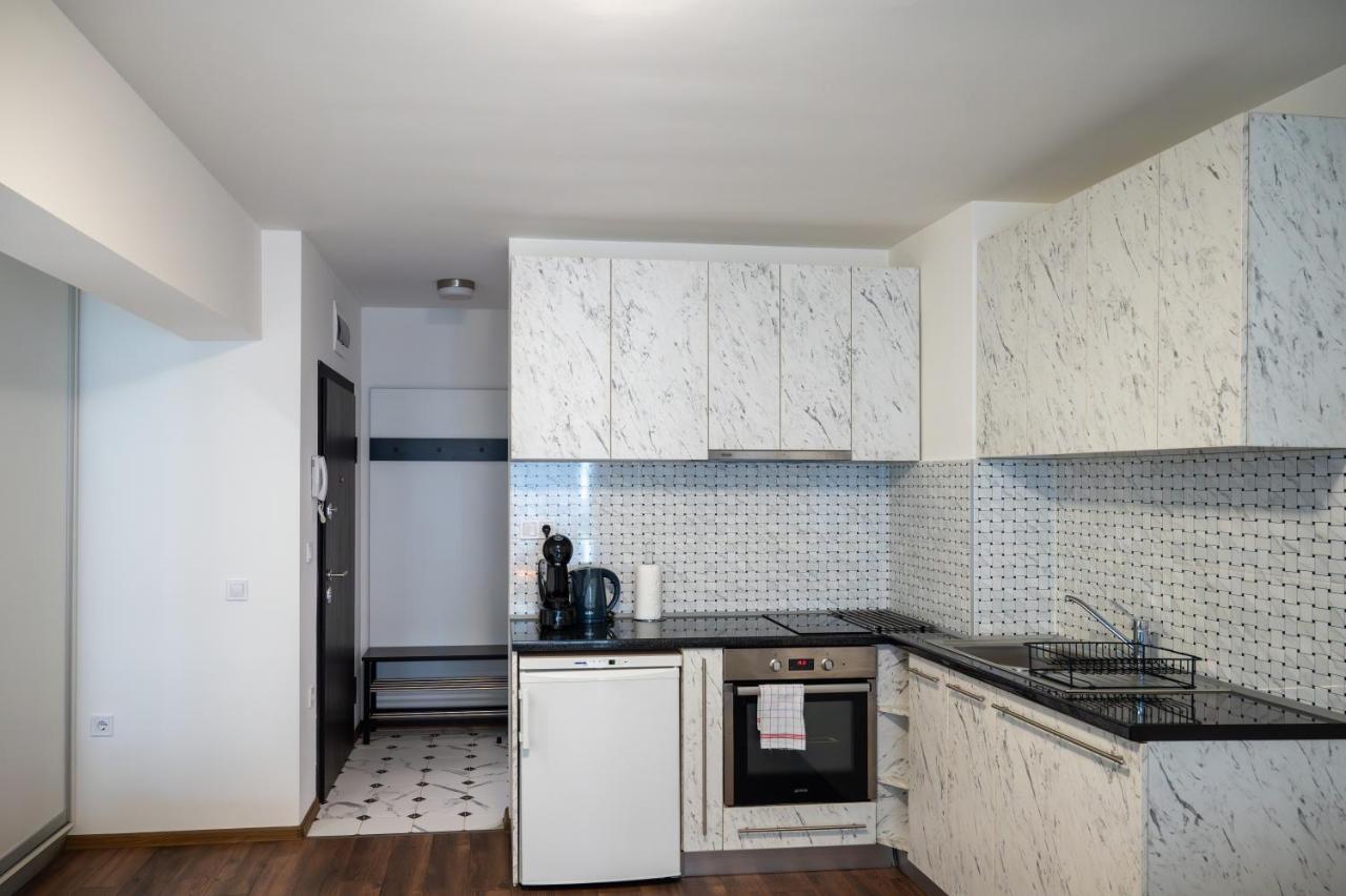 Bright Studio In The City Center Sofia Exterior foto